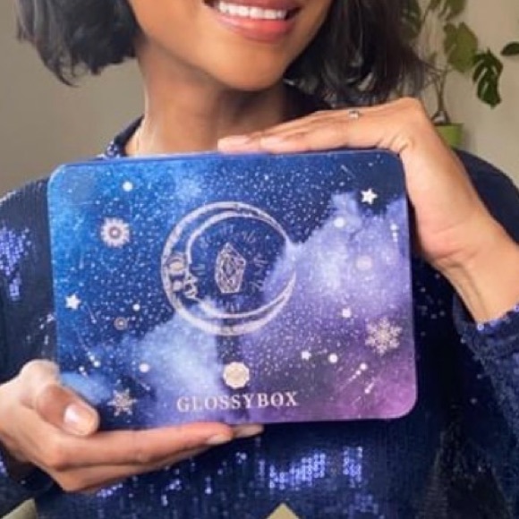 GLOSSYBOX Limited Edition Moonlight Glow Keepsake Makeup Tin - Picture 2 of 7